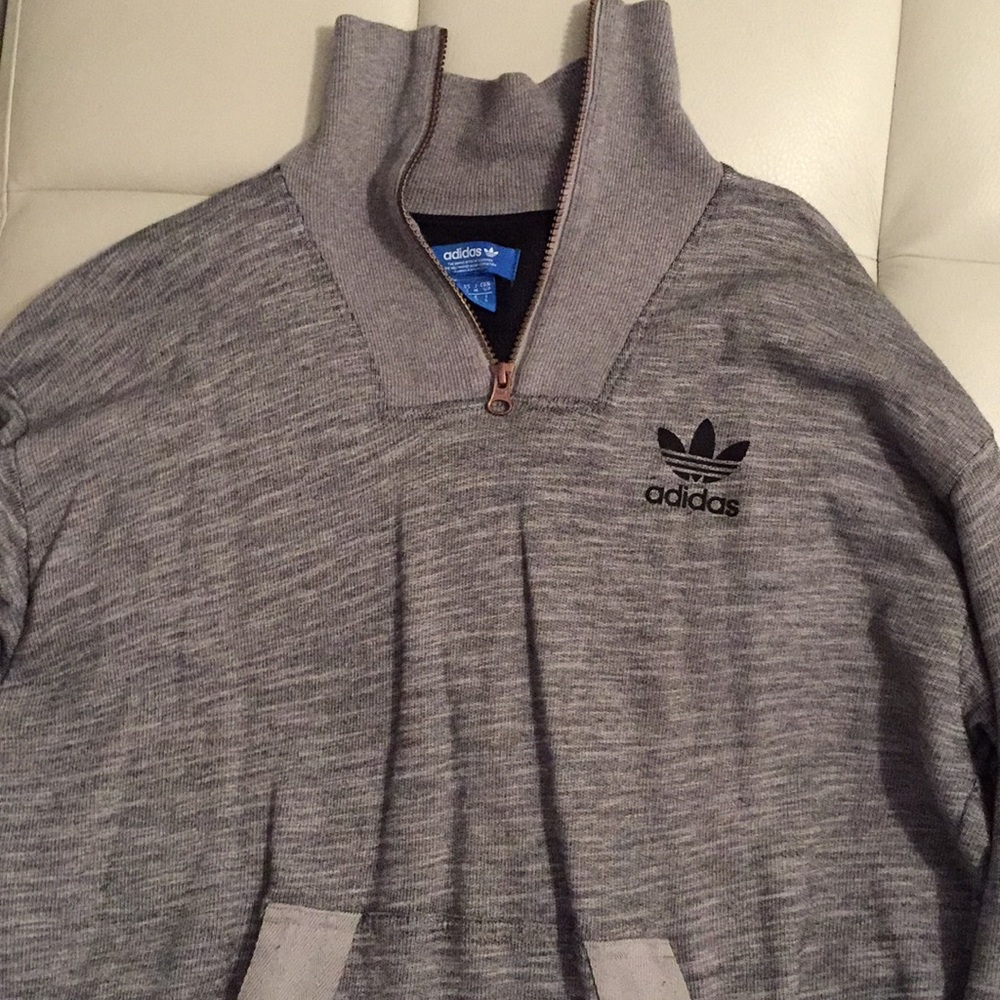 Adidas Sweatshirt